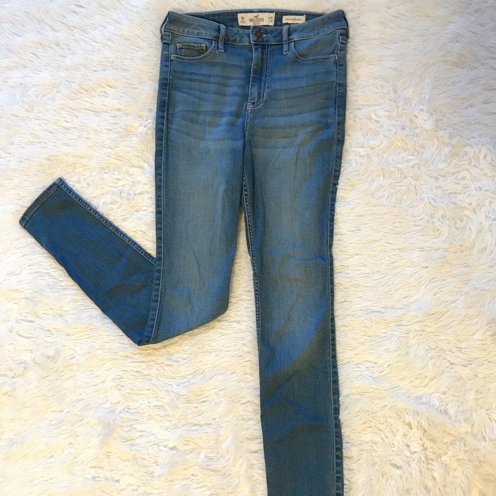 Like New, Hollister Skinny Jeans